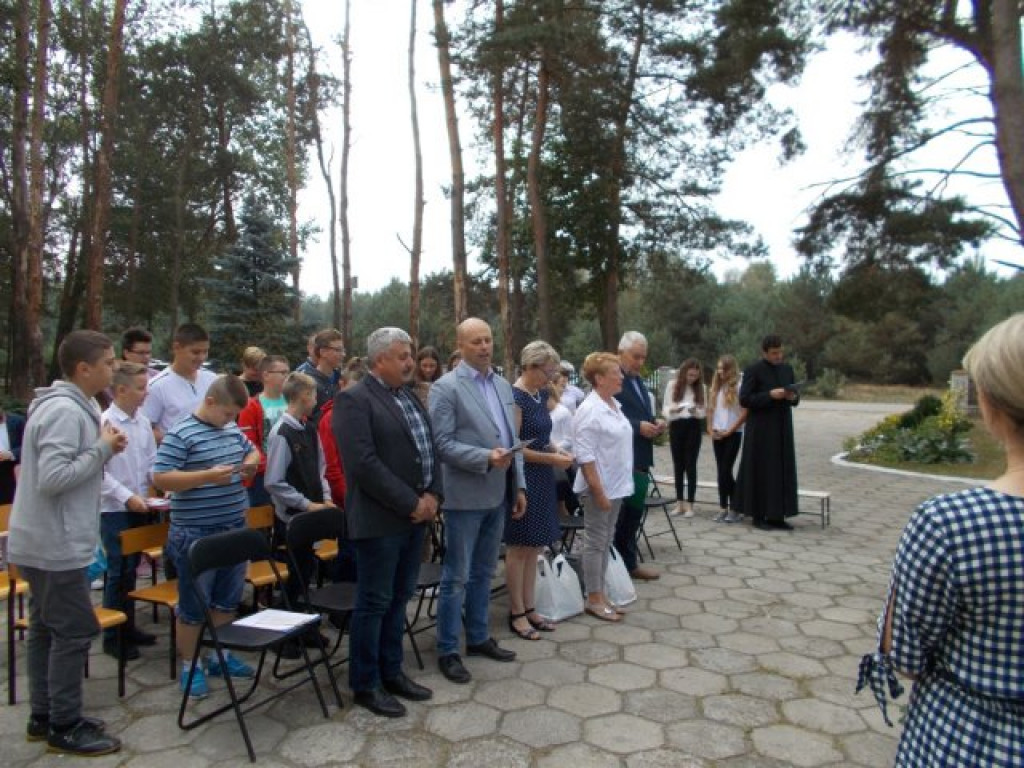 Narodowe Czytanie w Ostrówkach