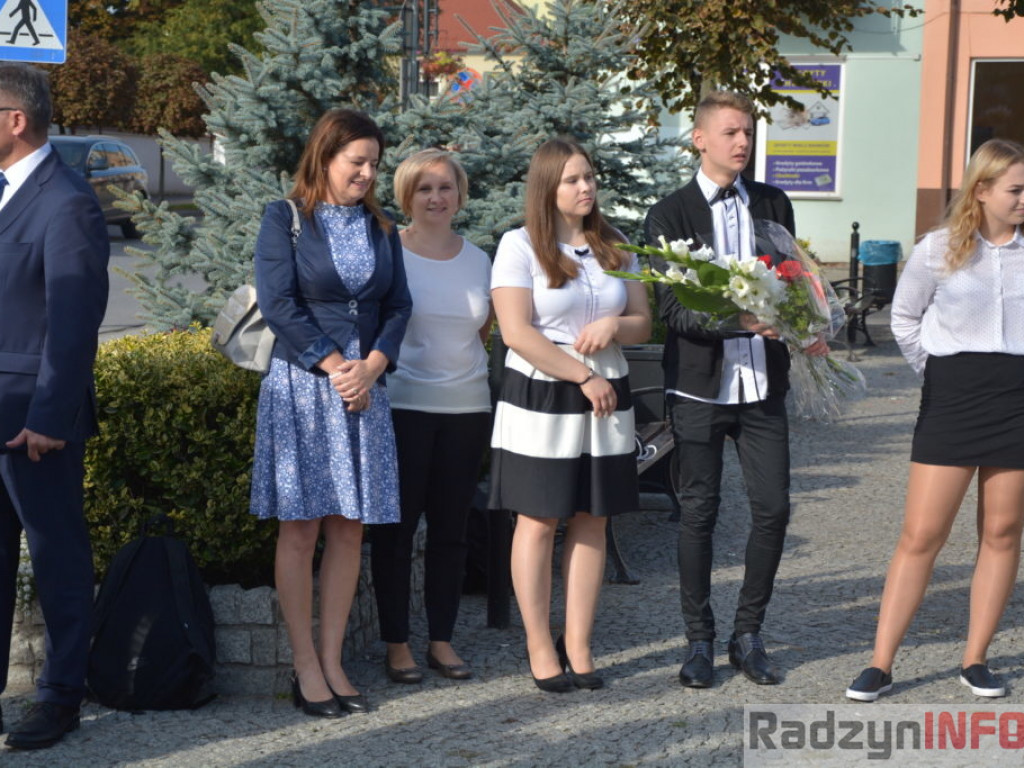 Wyruszył Młodzieżowy Rajd Rowerowy Szlakiem Miejsc Pamięci