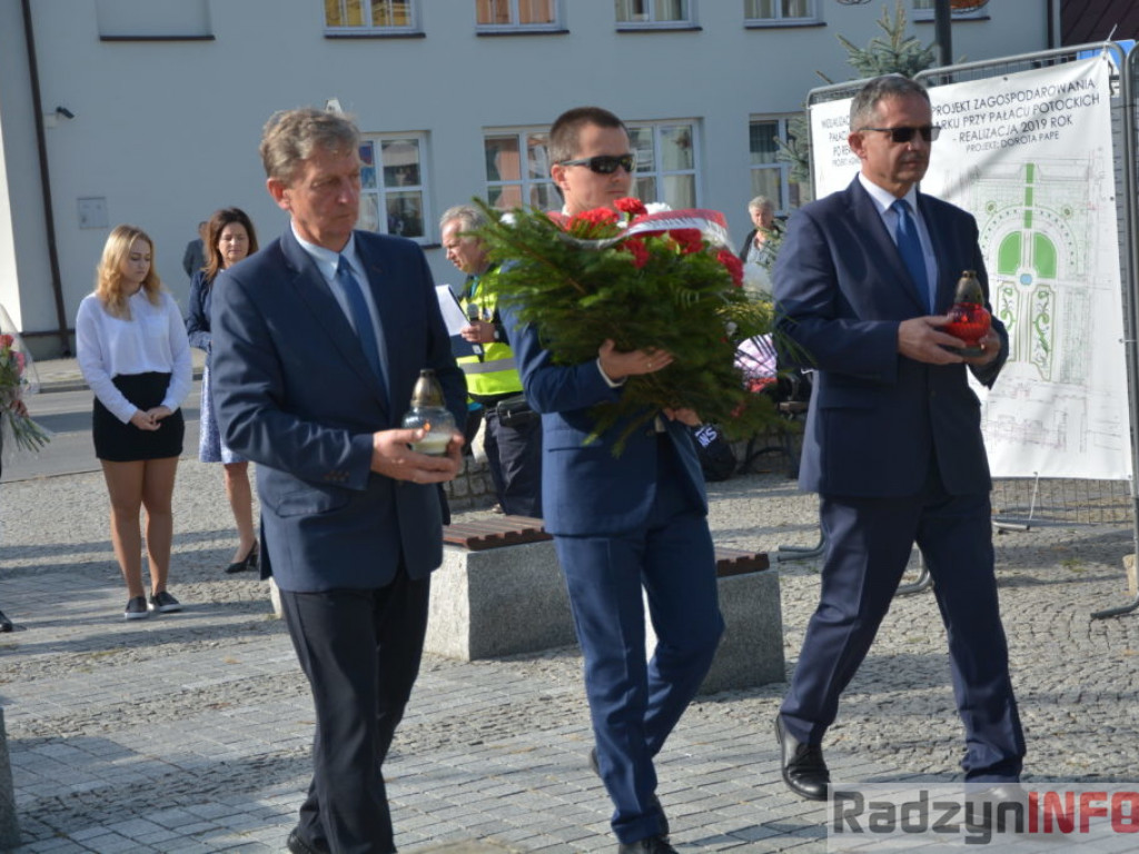 Wyruszył Młodzieżowy Rajd Rowerowy Szlakiem Miejsc Pamięci