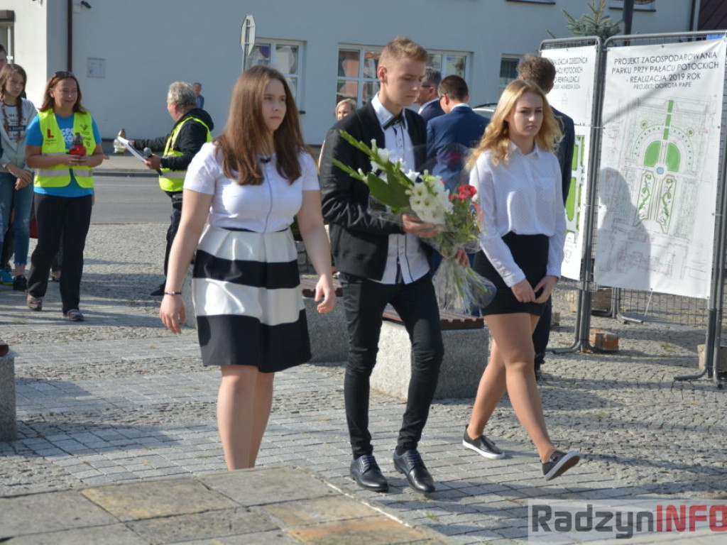 Wyruszył Młodzieżowy Rajd Rowerowy Szlakiem Miejsc Pamięci