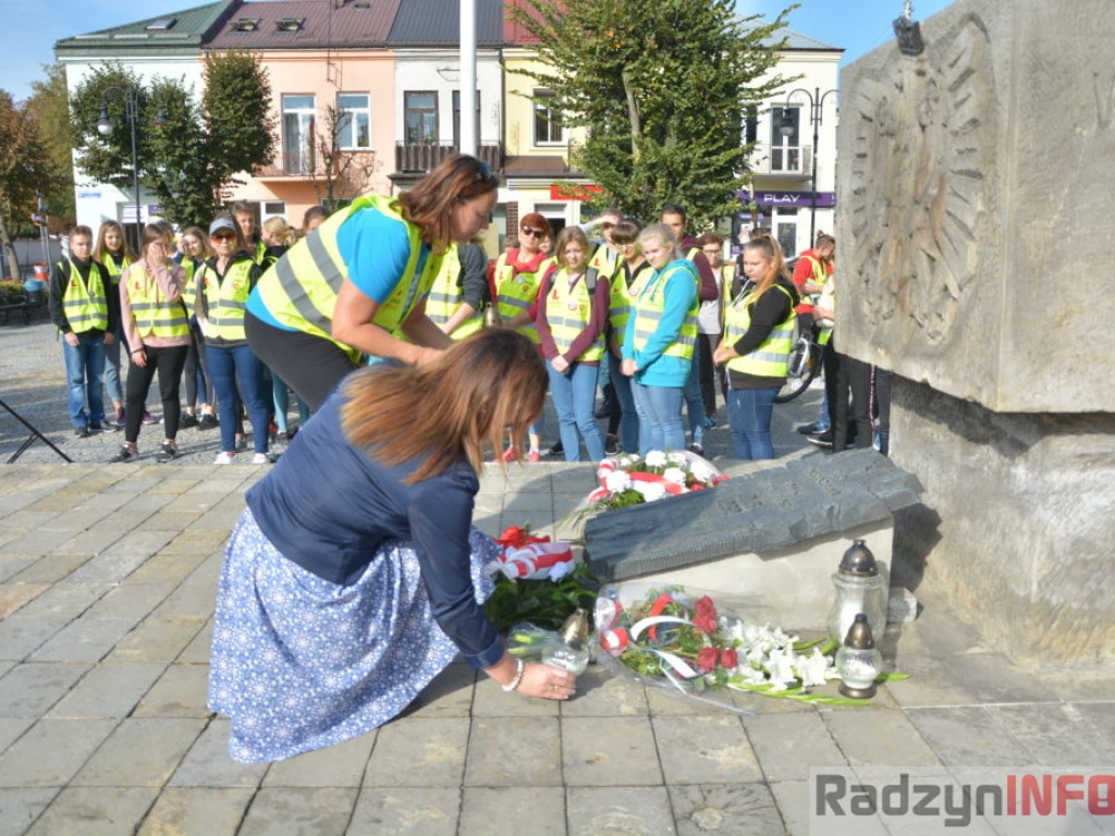 Wyruszył Młodzieżowy Rajd Rowerowy Szlakiem Miejsc Pamięci