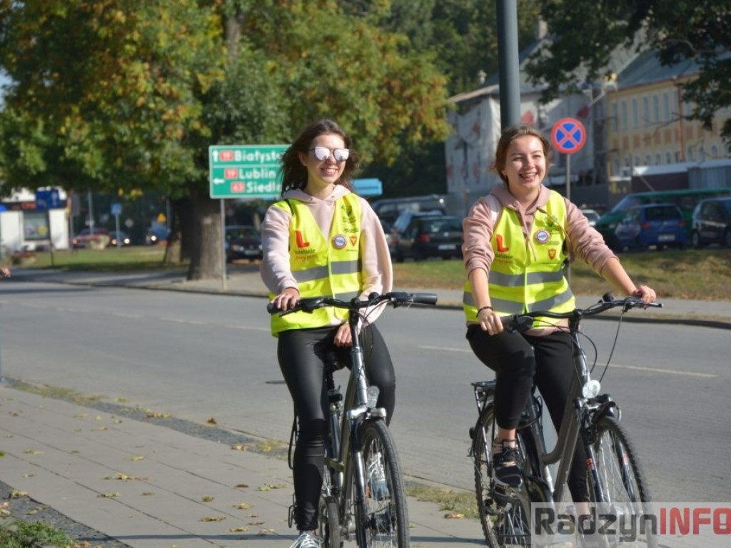 Wyruszył Młodzieżowy Rajd Rowerowy Szlakiem Miejsc Pamięci