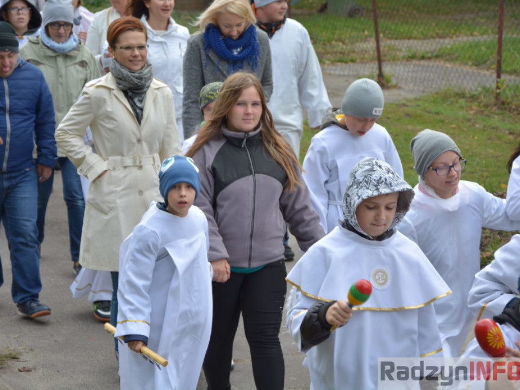 Życzliwe Anioły z SOSW przeszły ulicami miasta
