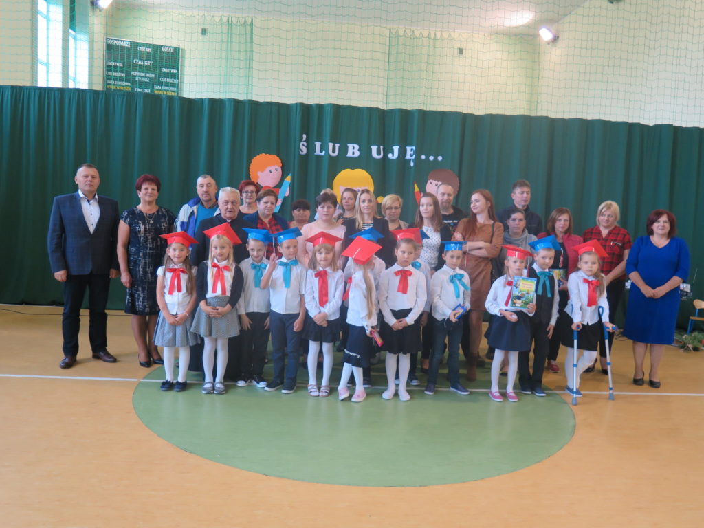 Witaj nam szkoło, przyjmij nas radośnie i wesoło!