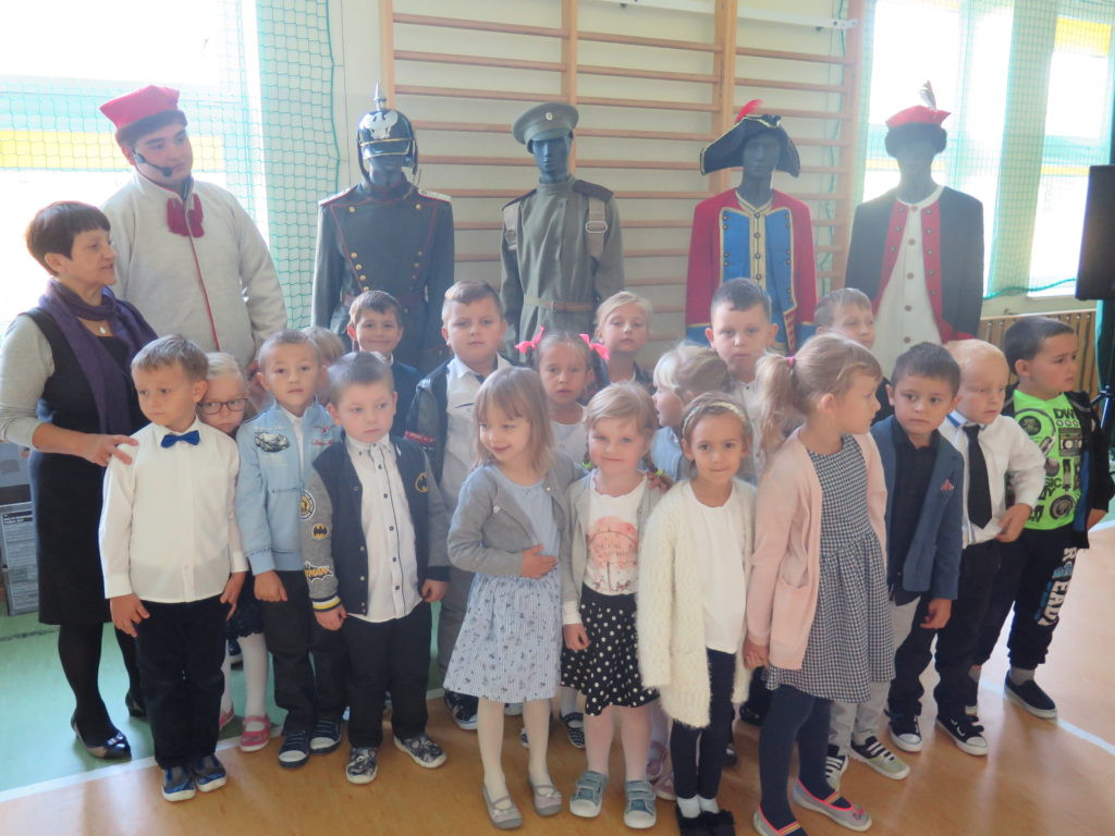 Historyczne klimaty w Szkole Podstawowej w Domaszewnicy