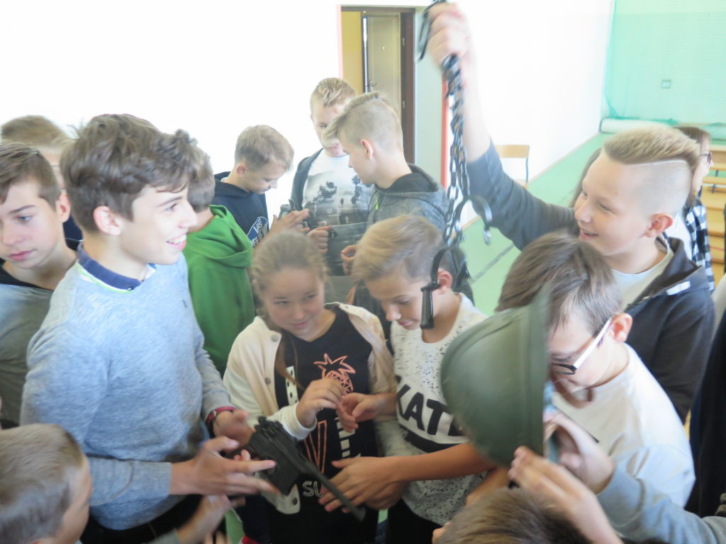 Historyczne klimaty w Szkole Podstawowej w Domaszewnicy