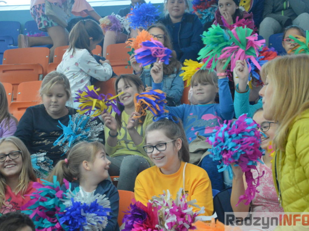 Na ludowo i  sportowo, czyli olimpijczycy górą!