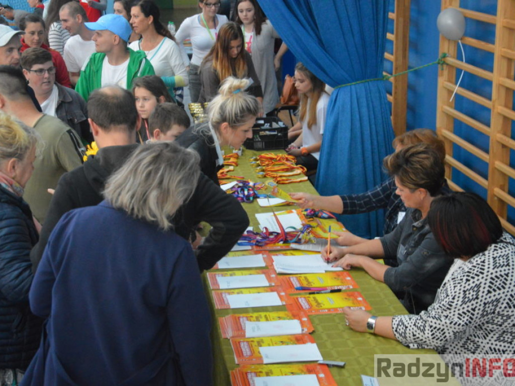 Na ludowo i  sportowo, czyli olimpijczycy górą!