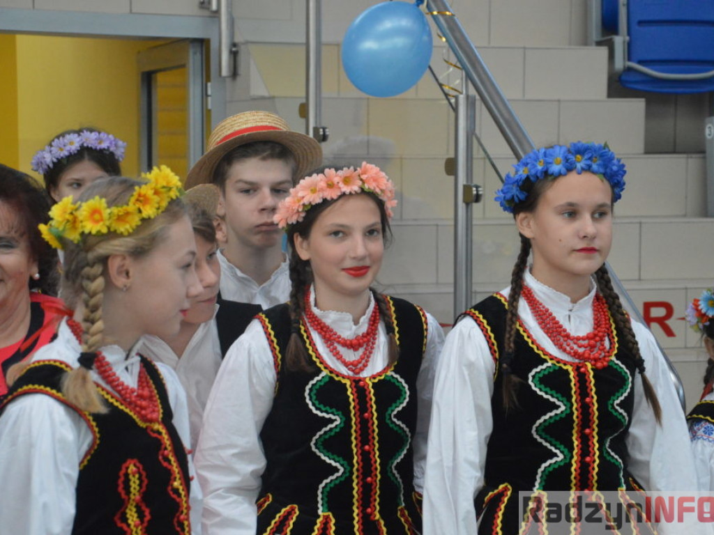 Na ludowo i  sportowo, czyli olimpijczycy górą!