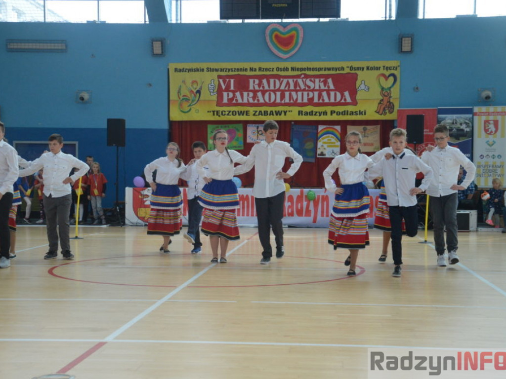 Na ludowo i  sportowo, czyli olimpijczycy górą!