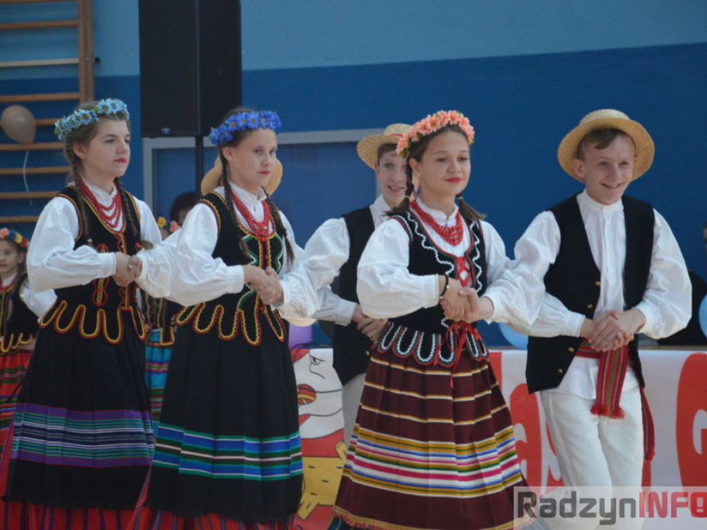 Na ludowo i  sportowo, czyli olimpijczycy górą!