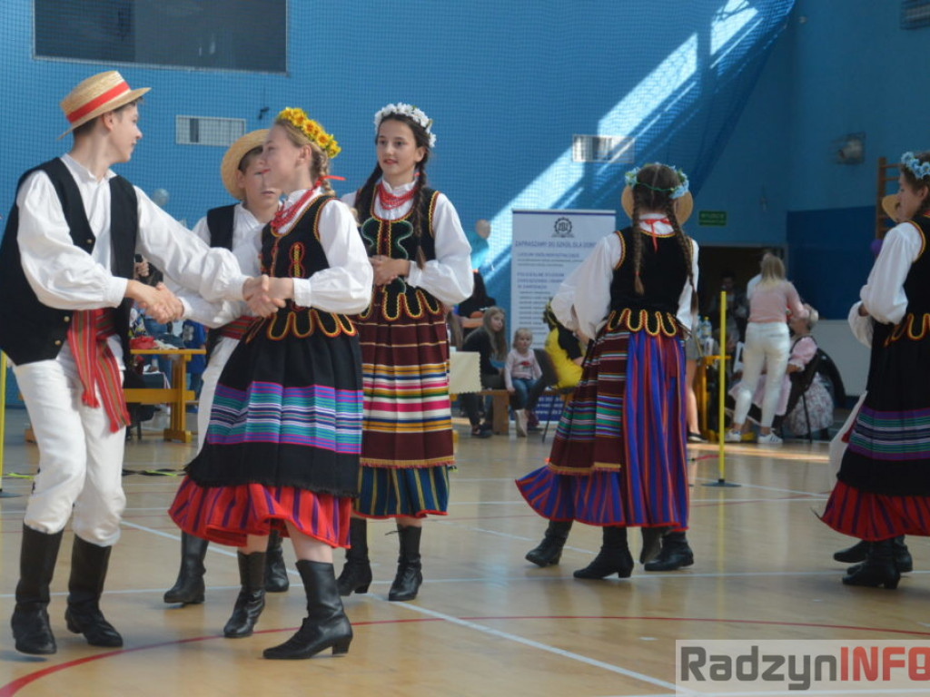 Na ludowo i  sportowo, czyli olimpijczycy górą!