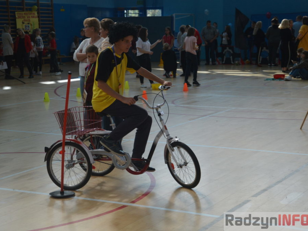 Na ludowo i  sportowo, czyli olimpijczycy górą!