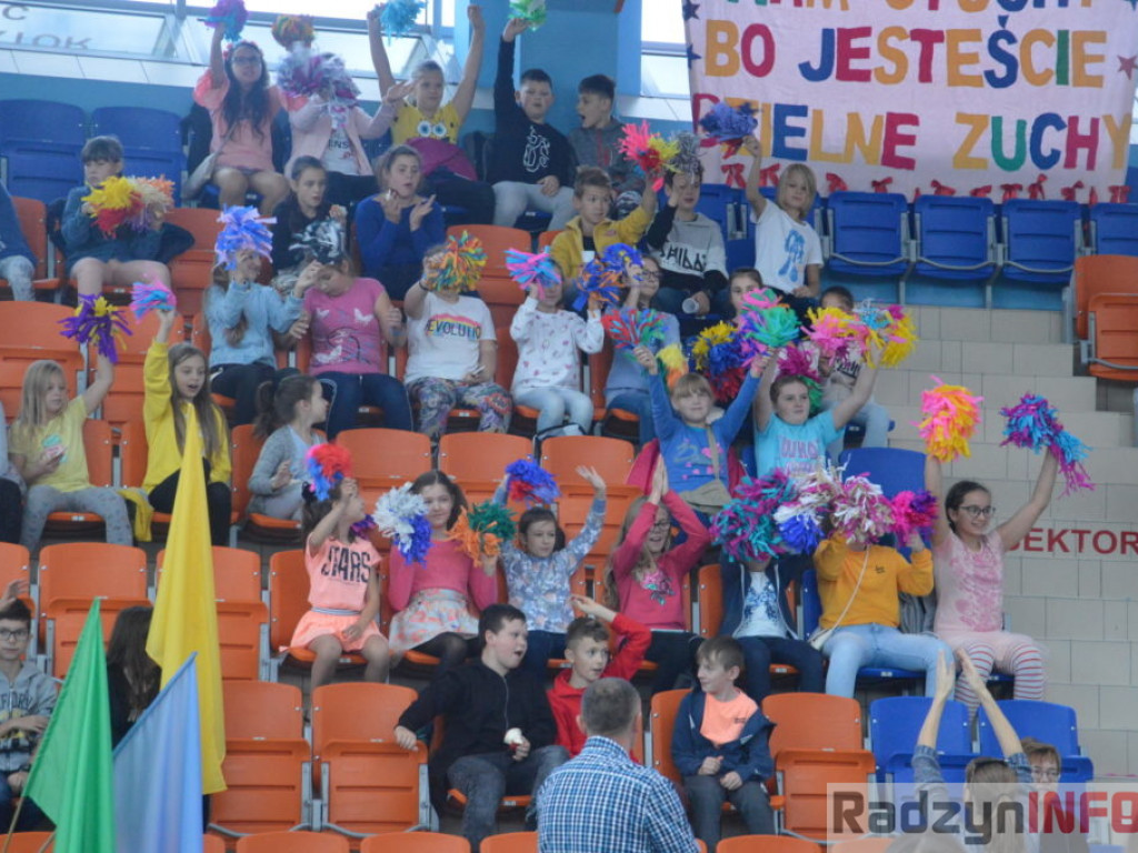 Na ludowo i  sportowo, czyli olimpijczycy górą!