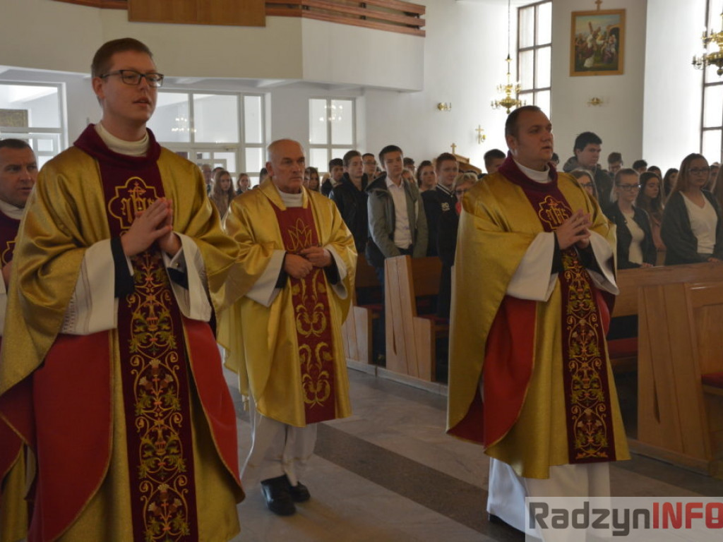 Idąc za przykładem Papieża Polaka - Święto Patrona w ZSP