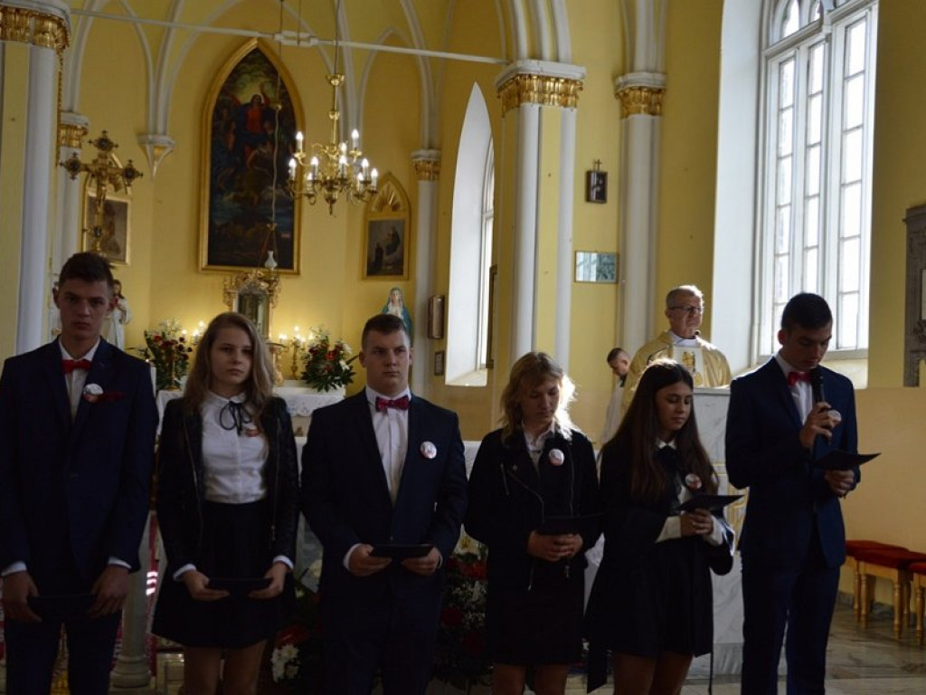 Święto Technikum im. Witosa w Woli Osowińskiej