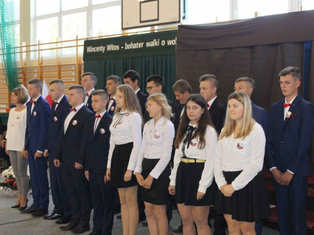 Święto Technikum im. Witosa w Woli Osowińskiej