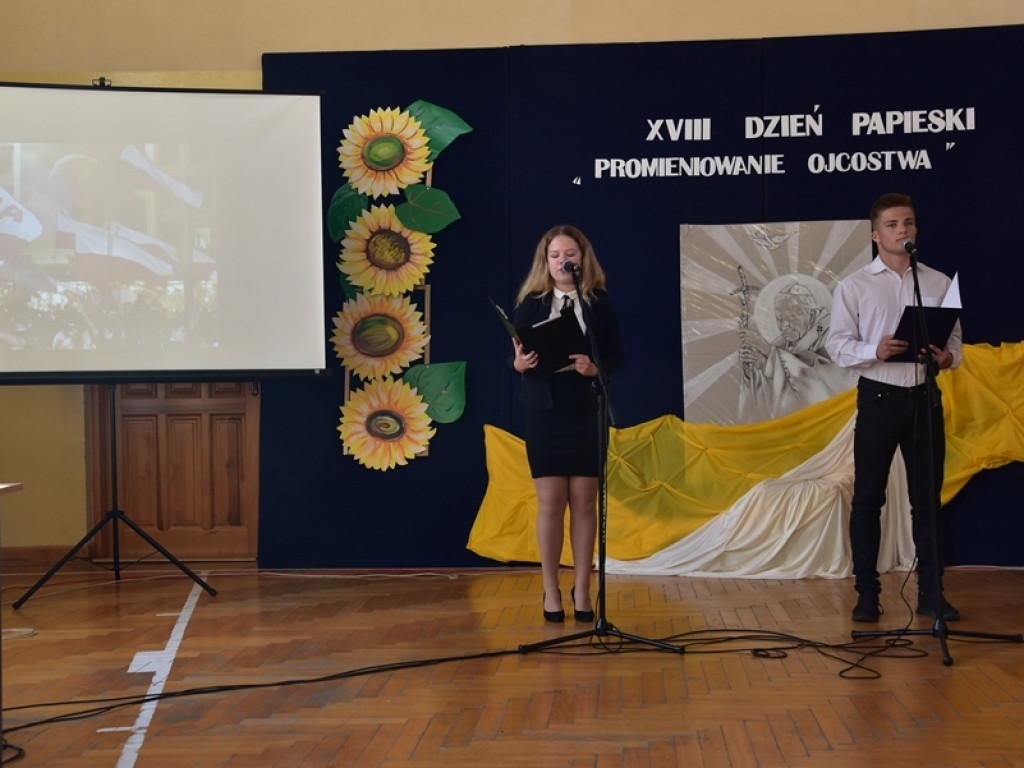 XVIII Dzień Papieski w I LO