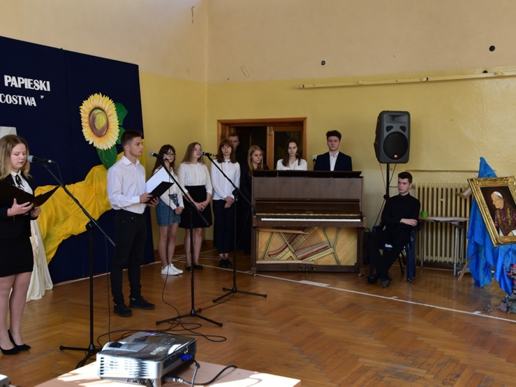 XVIII Dzień Papieski w I LO