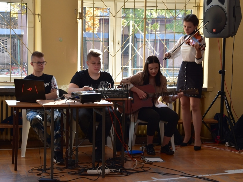 XVIII Dzień Papieski w I LO