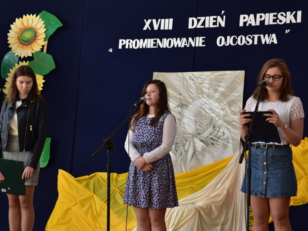 XVIII Dzień Papieski w I LO