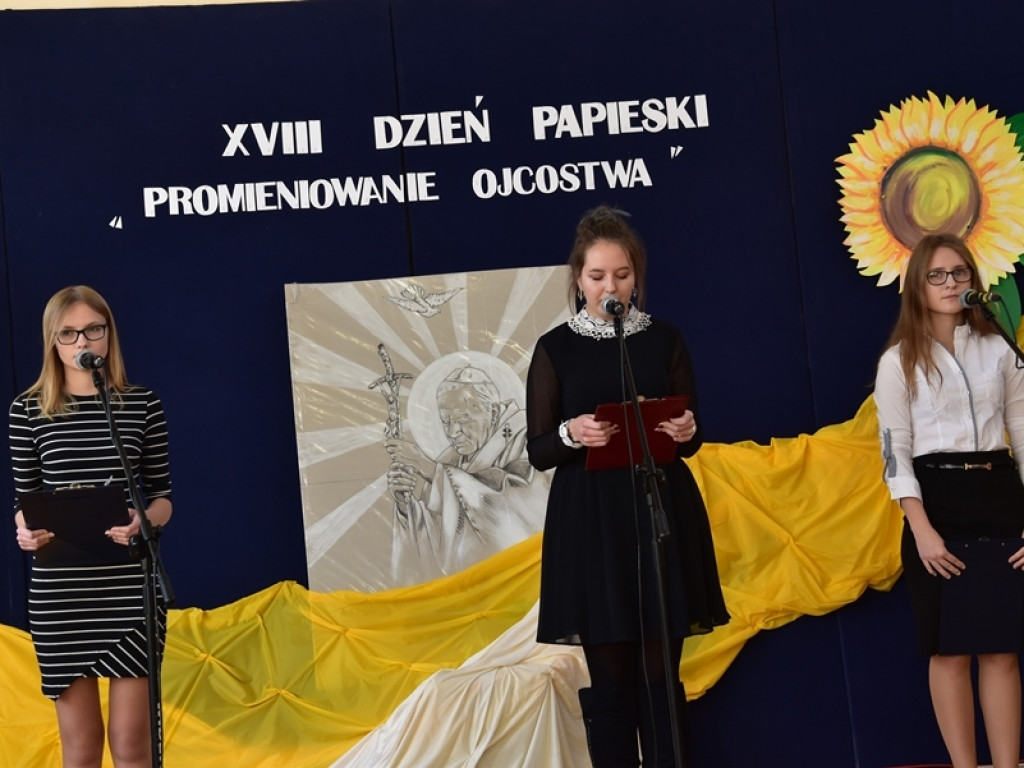 XVIII Dzień Papieski w I LO