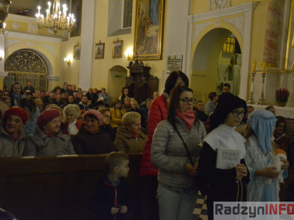 Piękni Jego Światłem, czyli Wieczór Świętych