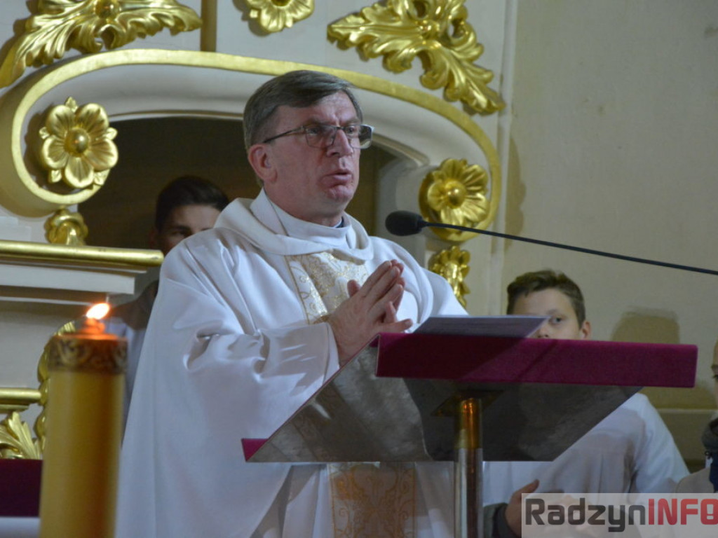 Piękni Jego Światłem, czyli Wieczór Świętych