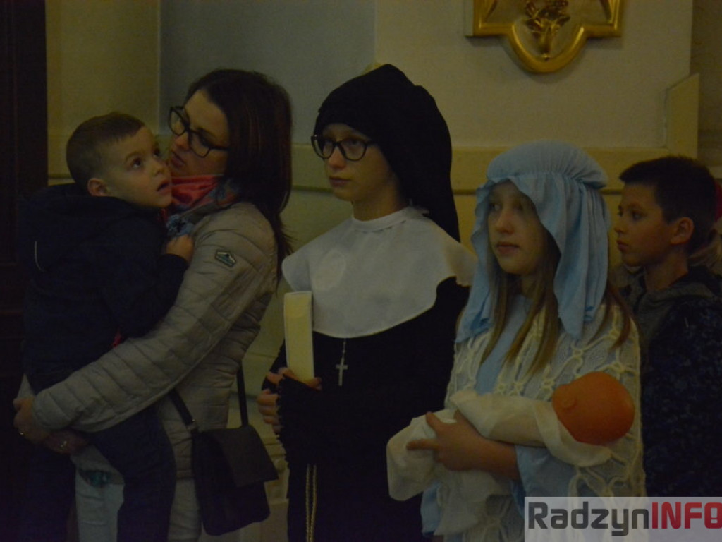 Piękni Jego Światłem, czyli Wieczór Świętych