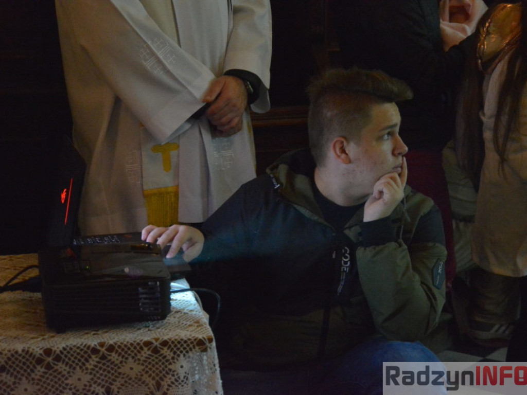 Piękni Jego Światłem, czyli Wieczór Świętych