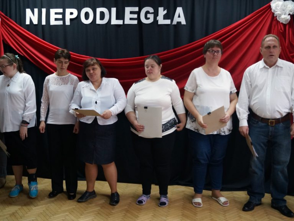 Społeczność DŚDS świętowała Dzień Niepodległości