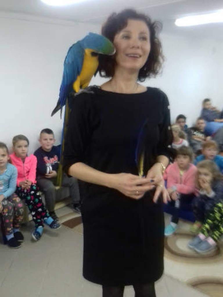 Ara i Kiki w szkole, czyli spotkanie z papugami