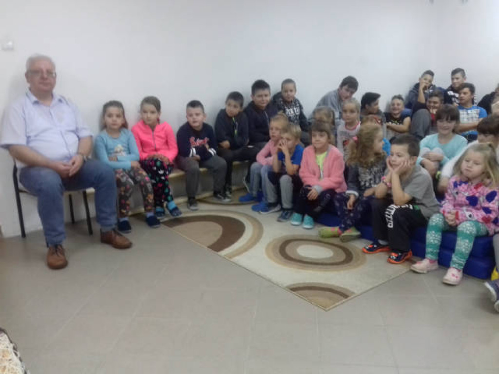 Ara i Kiki w szkole, czyli spotkanie z papugami