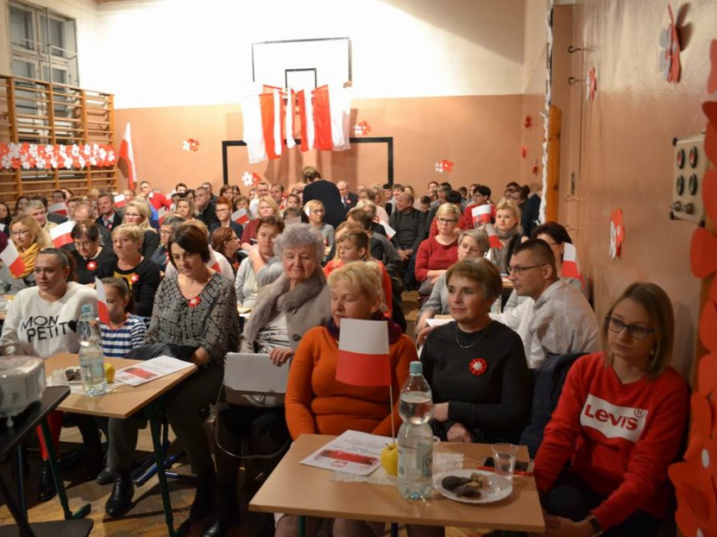 Niepodległościowa Wieczornica w Suchowoli