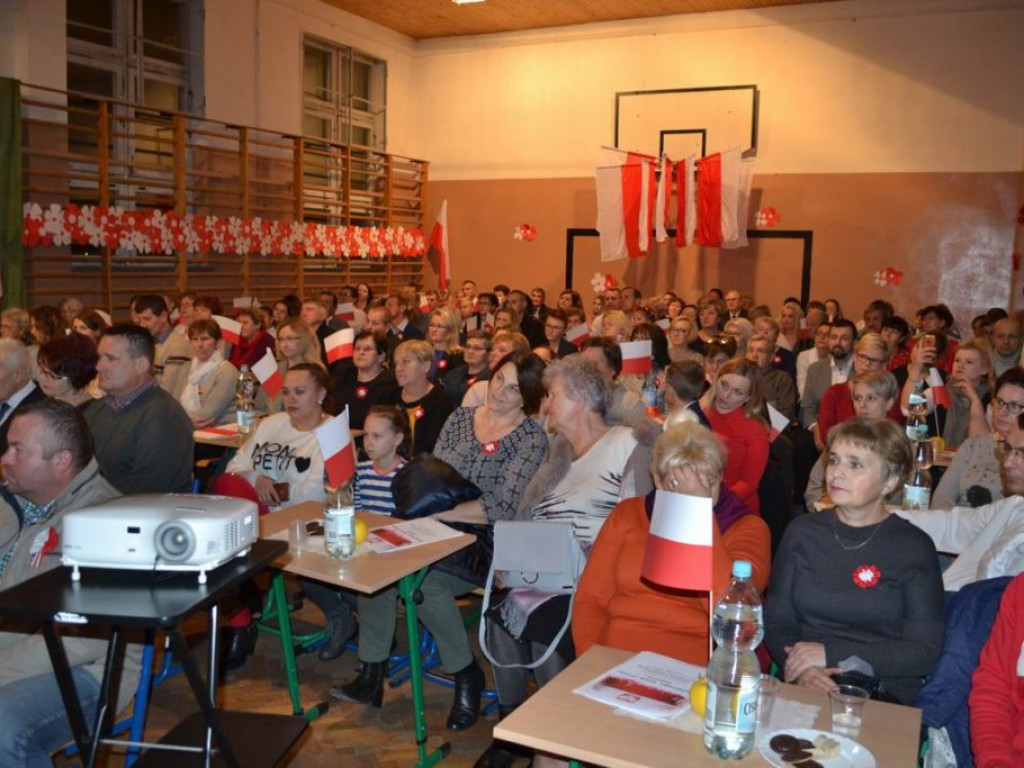 Niepodległościowa Wieczornica w Suchowoli