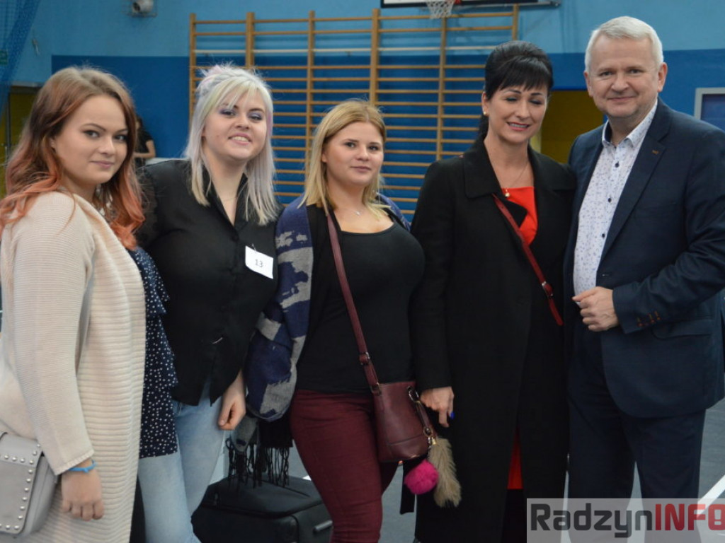 Parczew zwycięża w IV Międzyszkolnym Turnieju Fryzjerskim