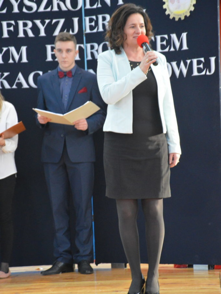 Parczew zwycięża w IV Międzyszkolnym Turnieju Fryzjerskim