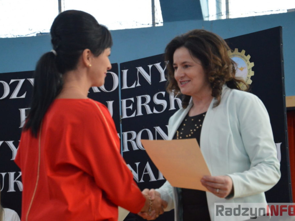 Parczew zwycięża w IV Międzyszkolnym Turnieju Fryzjerskim