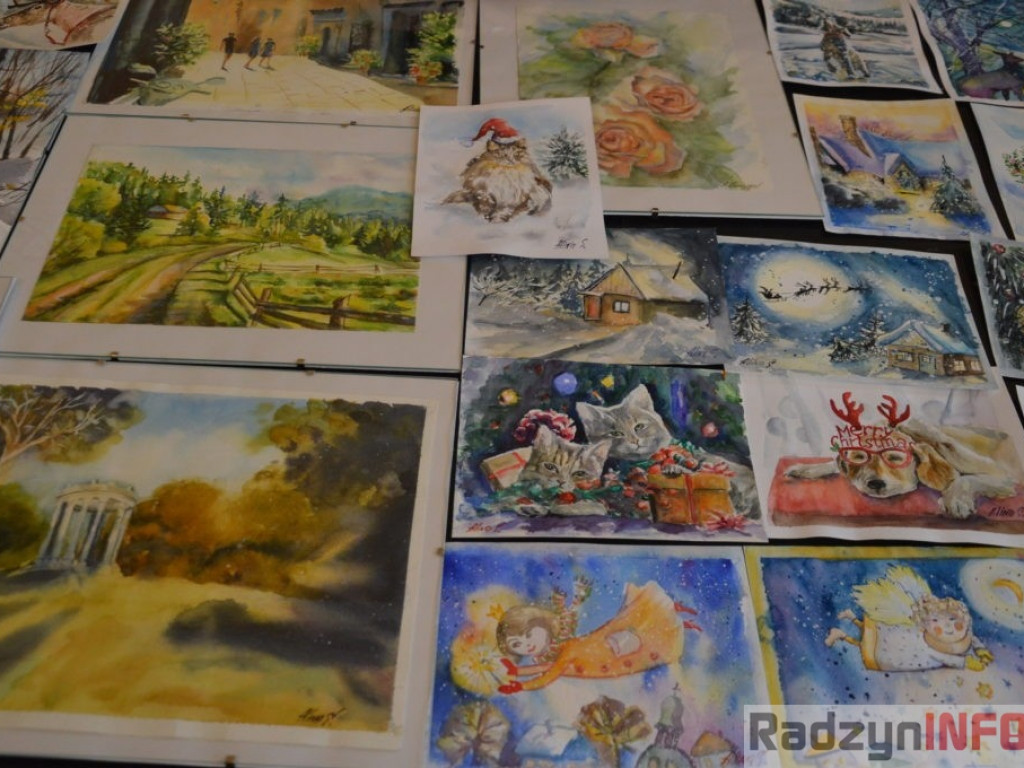 Świąteczny kiermasz rękodzieła w pałacowych wnętrzach