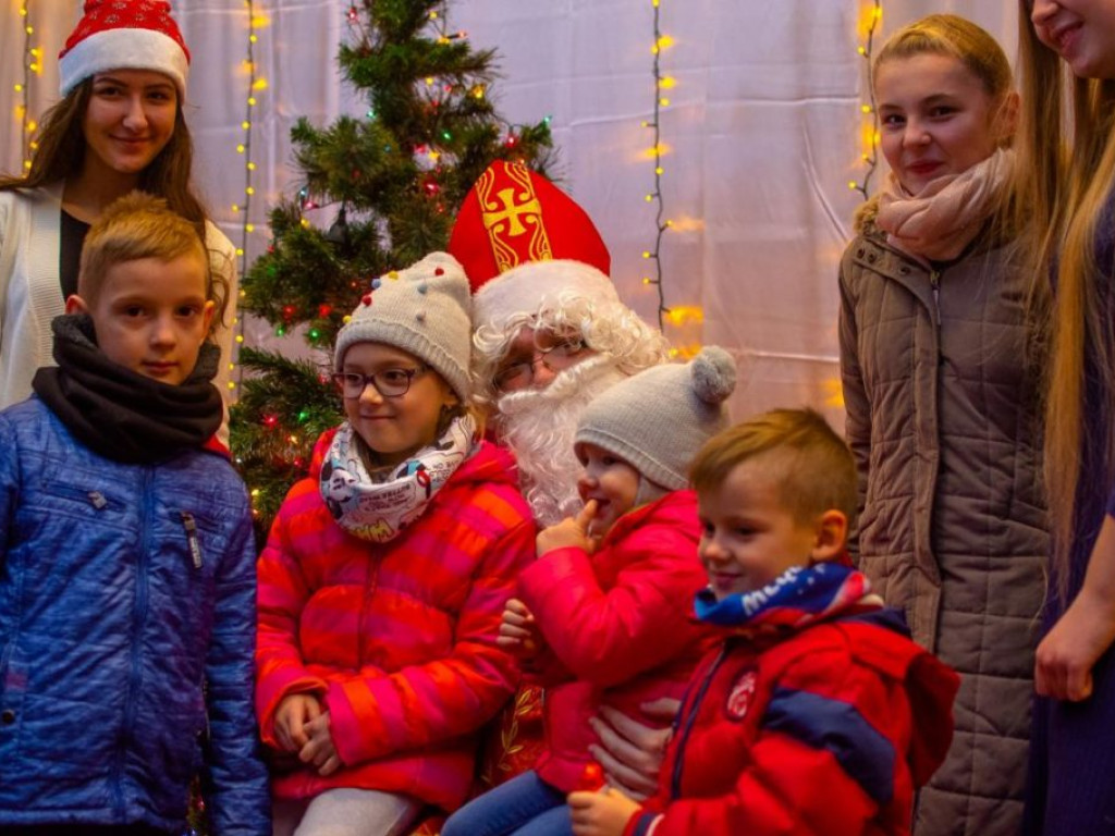 Św Mikołaj Biskup odwiedził Sanktuarium MBNP