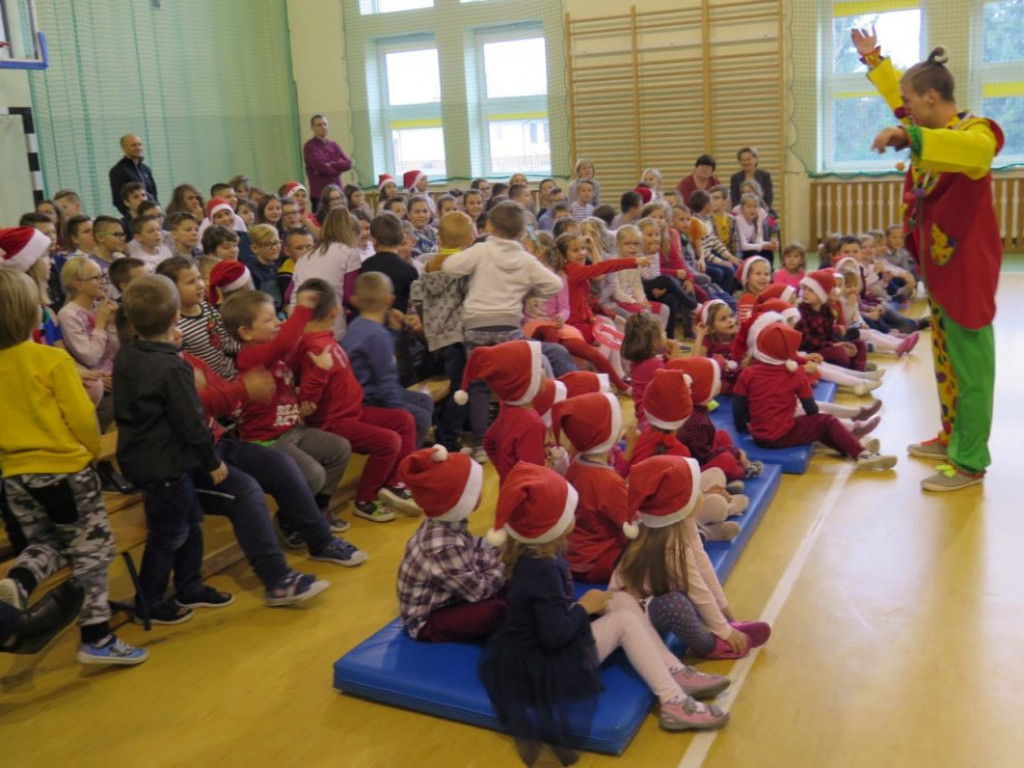 Mikołajkowe niespodzianki w Szkole Podstawowej w Domaszewnicy