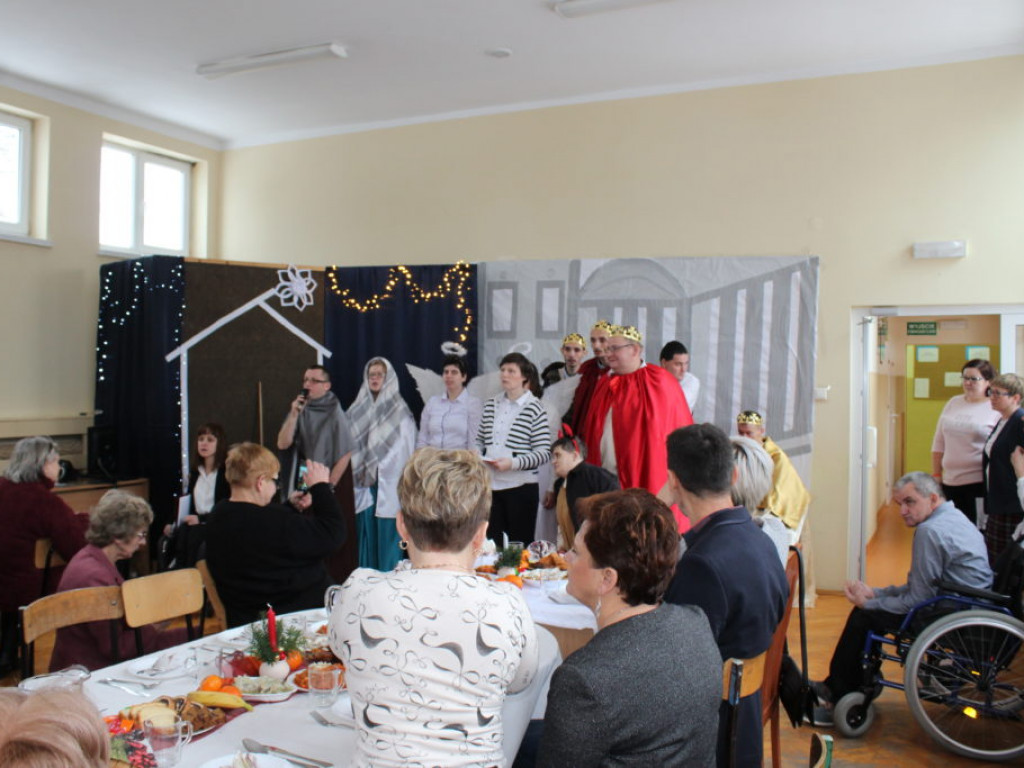 Spotkanie Opłatkowe w Warsztatach Terapii Zajęciowej w Kolembrodach