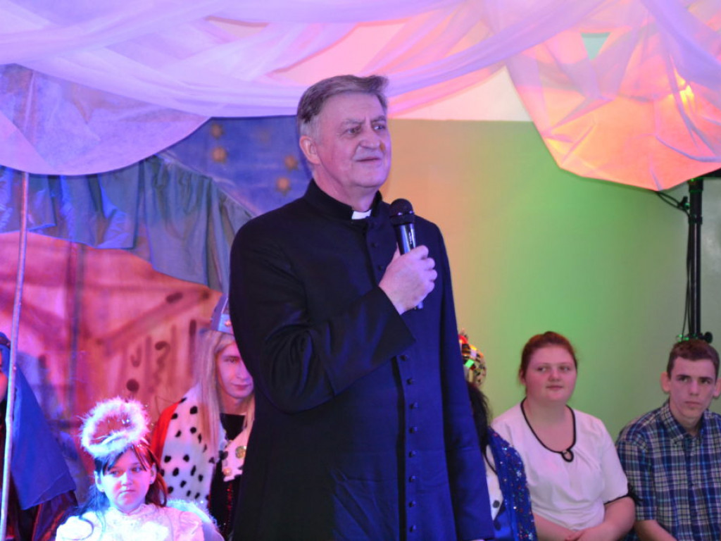 Szkolne kolędowanie w SOSW