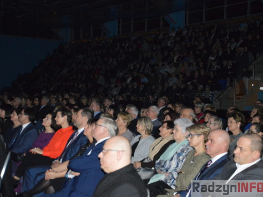 Arti Sentemo na Nowy Rok