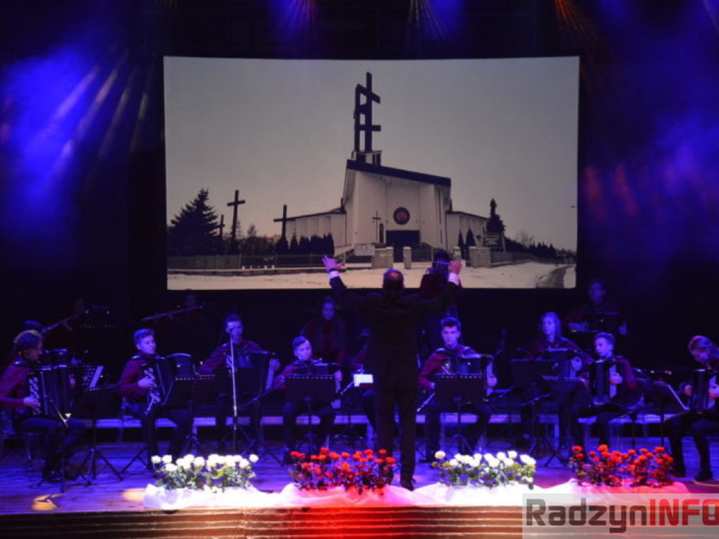 Arti Sentemo na Nowy Rok