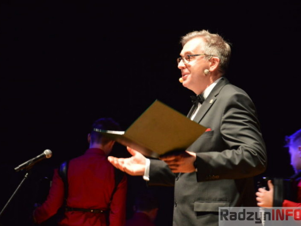 Arti Sentemo na Nowy Rok