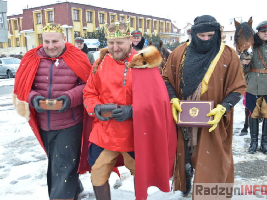 Mędrcy przybyli do Dzieciątka