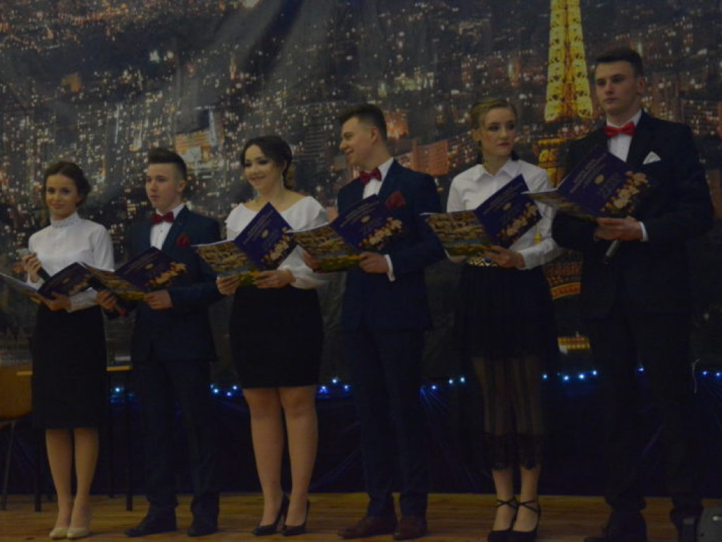 100-dniówka w ZSP, czyli poloneza czas zacząć!