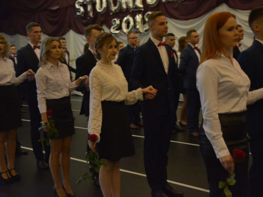 100-dniówka w ZSP, czyli poloneza czas zacząć!