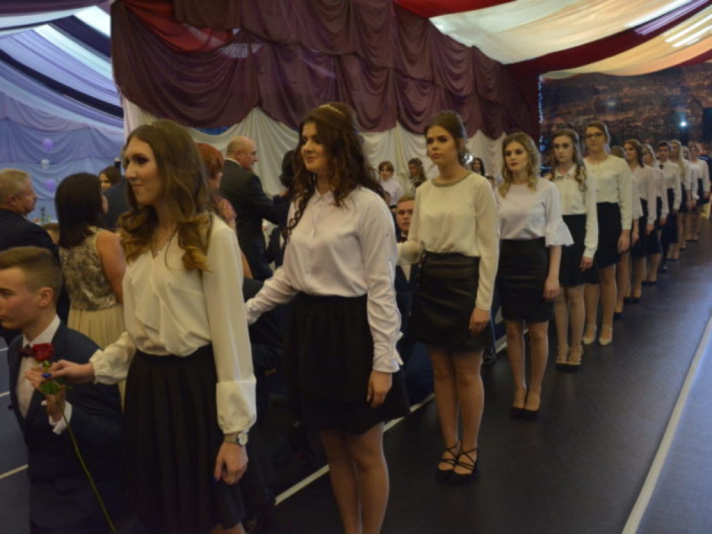 100-dniówka w ZSP, czyli poloneza czas zacząć!